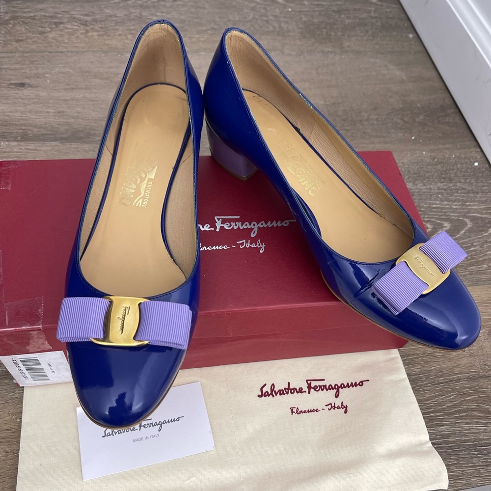 Salvatore Ferragamo ballet flats size 7.5